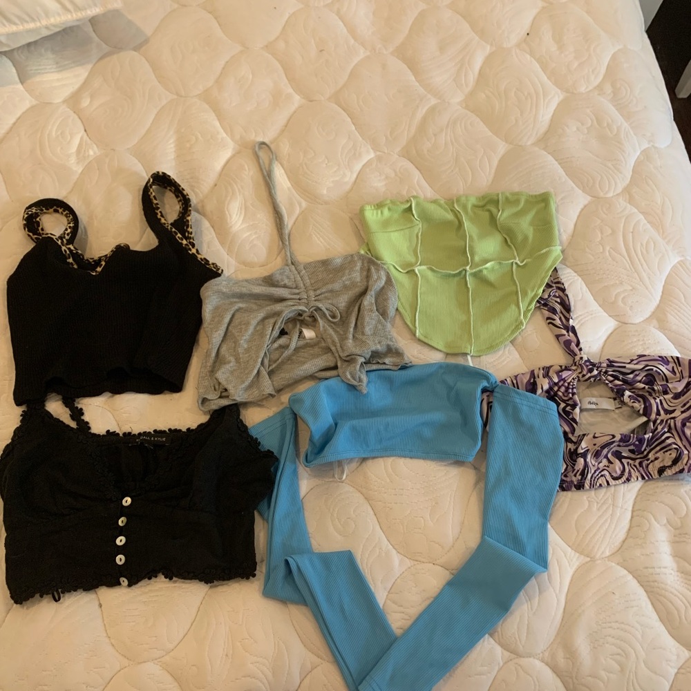 Cropped tops